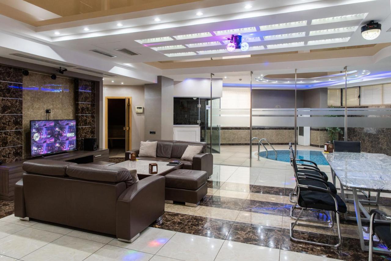 Avan Plaza Hotel Єреван Екстер'єр фото